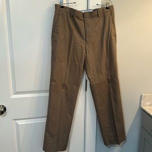 Men’s Banana Republic modern fit 36 waist 32 length brown cotton dress pant